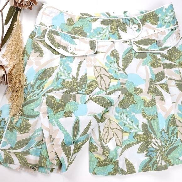 New IZOD Cool XFG Pleated Green Leaf Short Pants Sz 4 - Picture 14 of 16